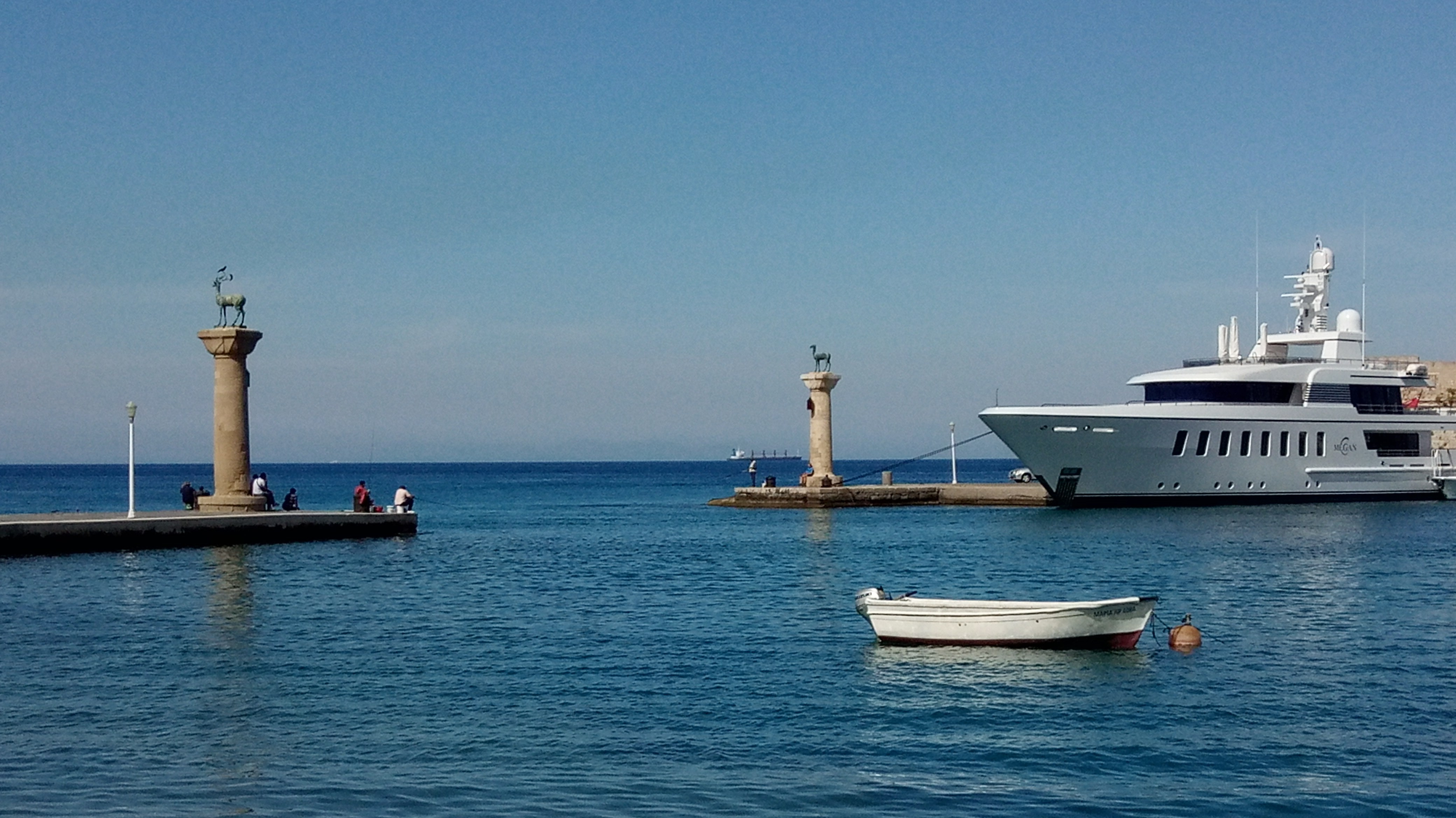 Hafeneinfahrt von Rhodos Stadt